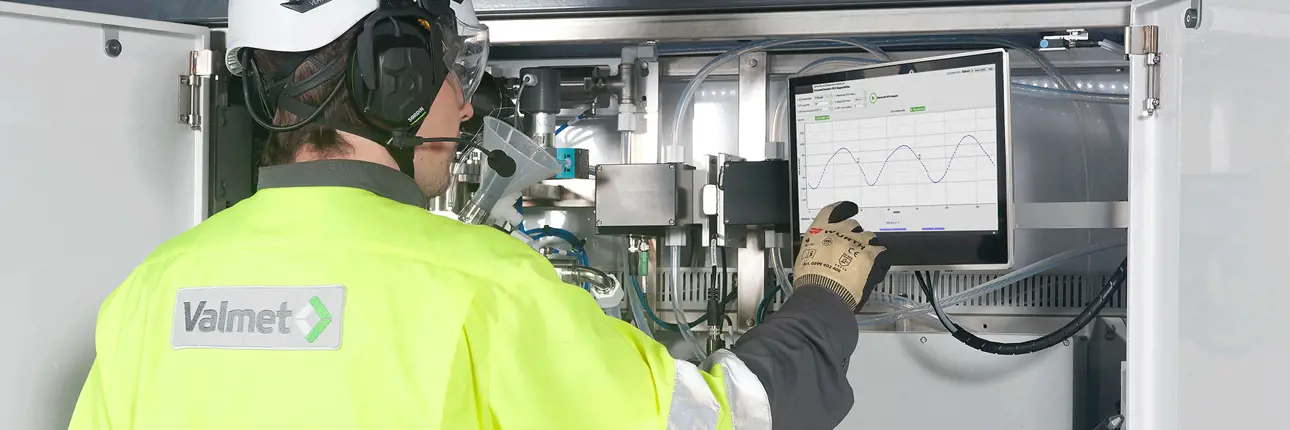 Valmet's multiline wet end analyzer in use