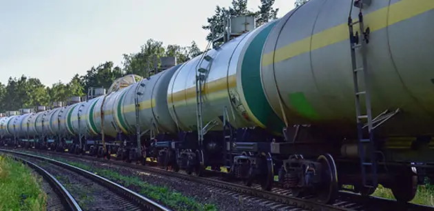 Tank cars and transportation